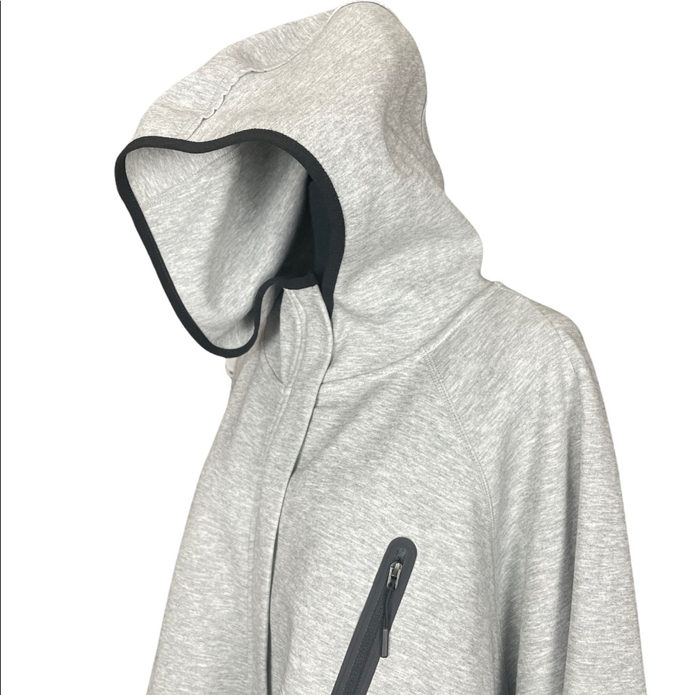Nike Tech jacket - Picture 5 of 8